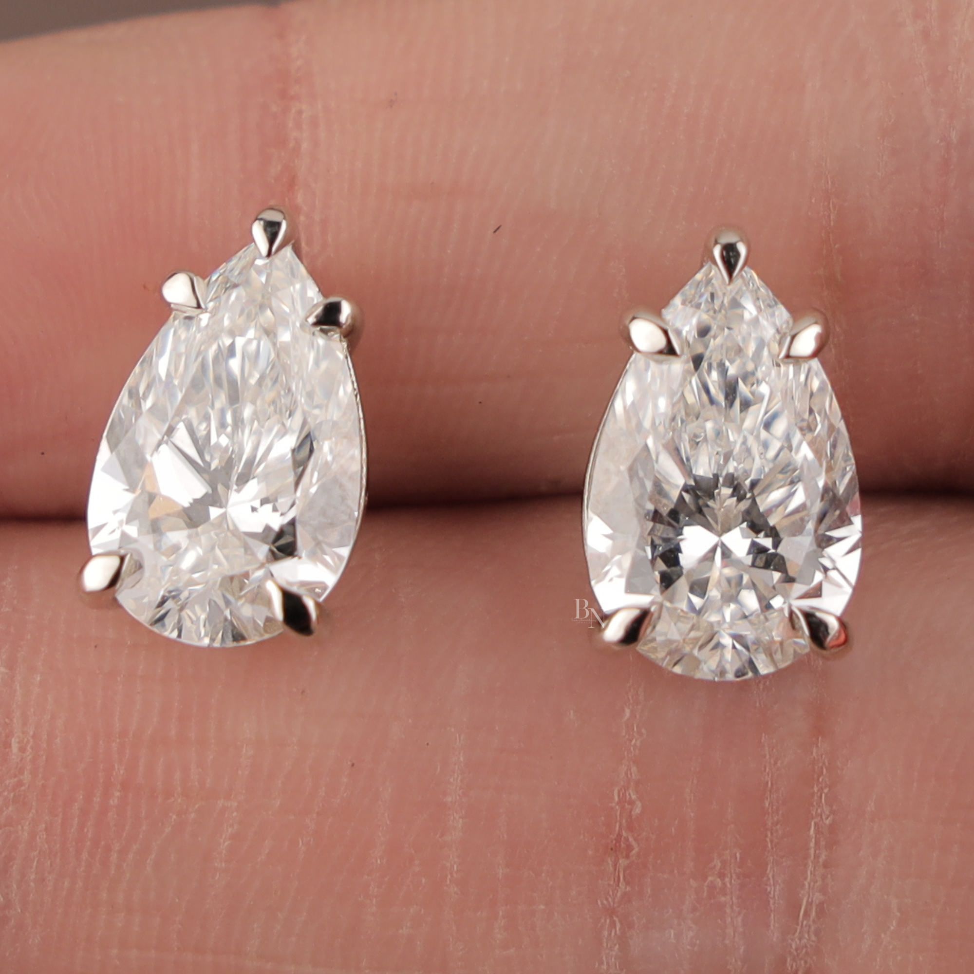 Pear Lab Grown Diamond Stud Earrings | 14K White Gold Solitaire | IGI Certified Pear Cut Diamonds | Minimalist Fine Bridal Jewelry Gift