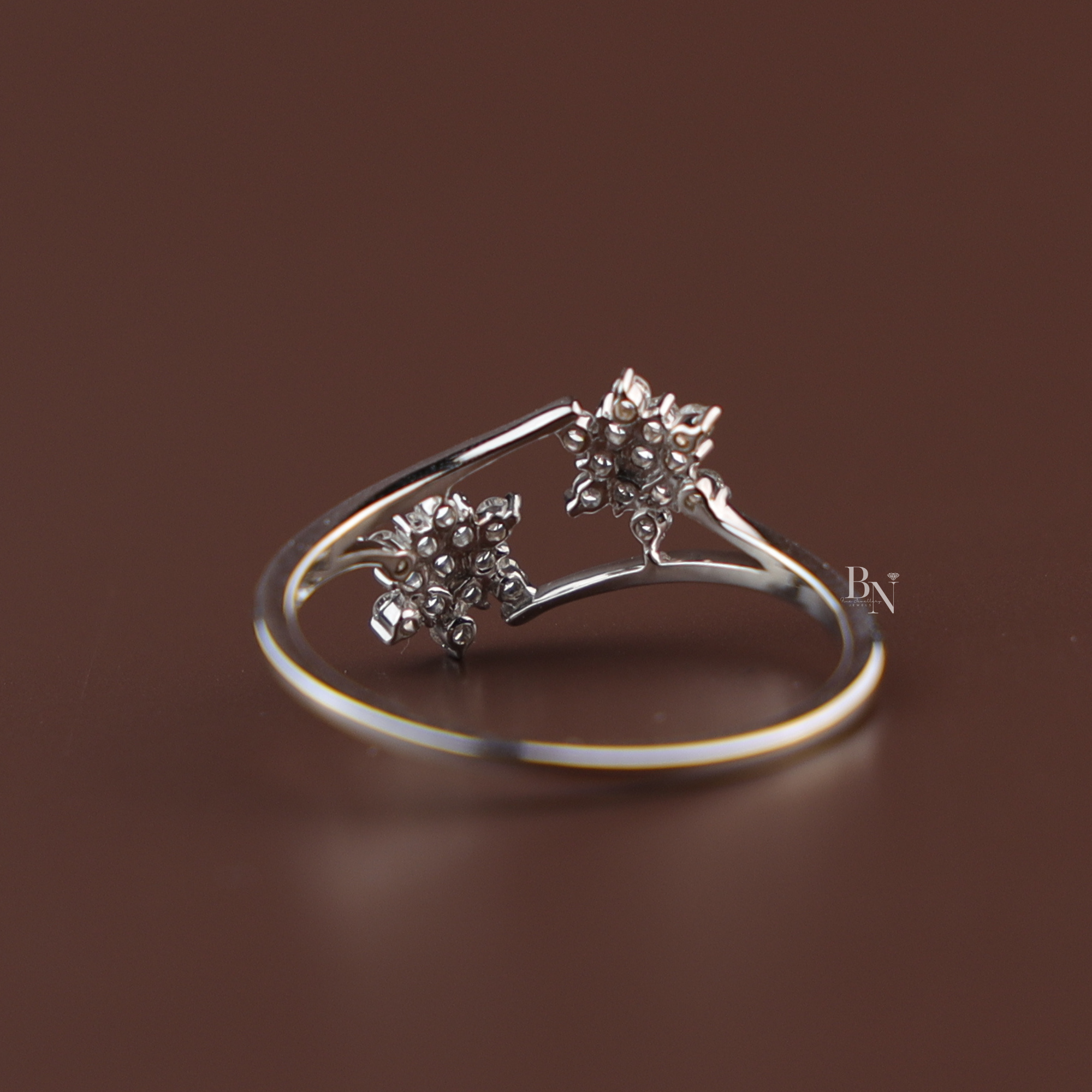 Lab Diamond Open Bypass Ring, 14K White Gold Star Cluster Ring, Modern Floral Wrap Ring, Dainty Stacking Ring, Personalized Bridal Gift