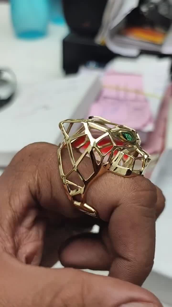 10k Yellow Gold Stylish Tiger Ring, Signet Ring for Him, Minimalist Yellow Gold Ring, 10k Yellow/White/Rose Gold Ring (customisable)
