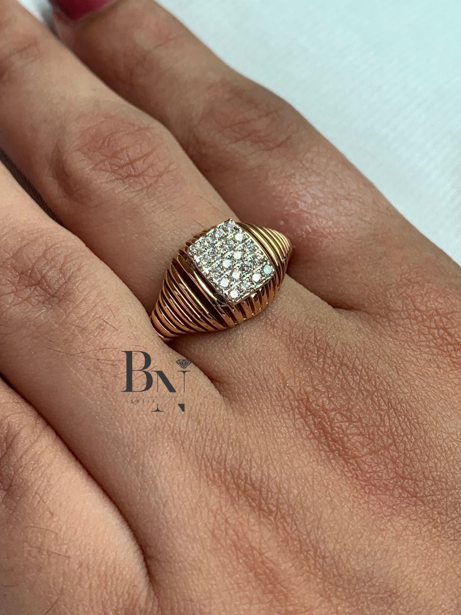 14K Solid Gold Lab-Grown Diamond Signet Ring – Women's Engagement & Anniversary Gift – Minimalist Bridal Statement