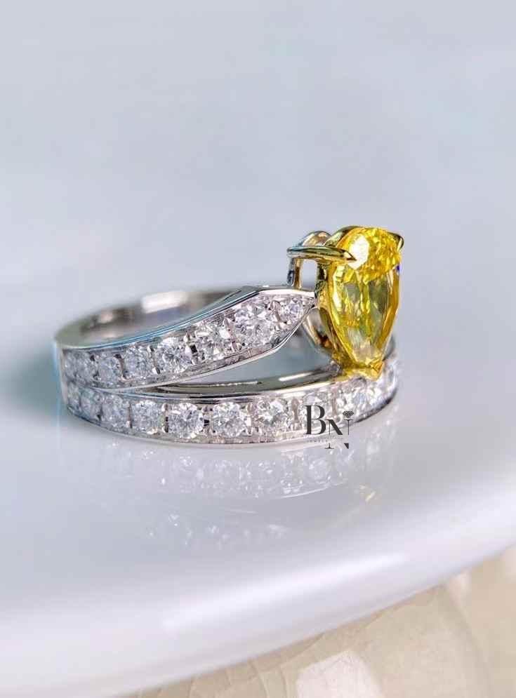 1.00 CT Yellow Diamond Bridal Set | Pear Cut Lab Grown Diamond Ring | Engagement Ring Set with Band | Fancy Yellow Diamond | 14k Gold Ring