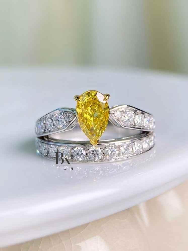 1.00 CT Yellow Diamond Bridal Set | Pear Cut Lab Grown Diamond Ring | Engagement Ring Set with Band | Fancy Yellow Diamond | 14k Gold Ring