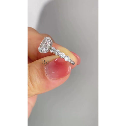 1.00 CT Oval Lab Grown Diamond Ring, Graduated Diamond Engagement Ring, White Gold Wedding Ring, Anniversary Gift For Women, Statement