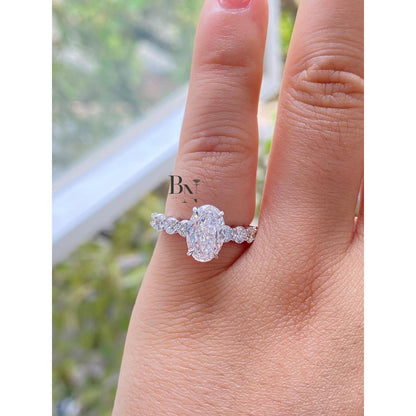 1.00 CT Oval Lab Grown Diamond Ring, Graduated Diamond Engagement Ring, White Gold Wedding Ring, Anniversary Gift For Women, Statement