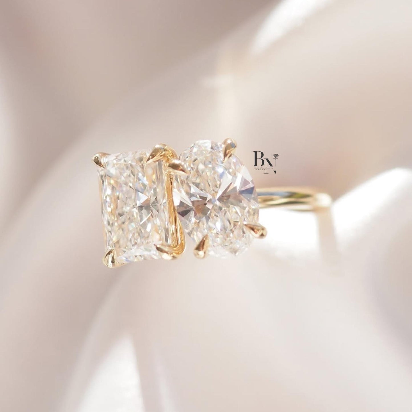 Luxury 3.50 carat total weight Oval and Radiant Cut lab diamond Toi et Moi ring in yellow gold, featuring an Oval Lab Diamond and a Radiant Lab Diamond set side-by-side on a delicate band.